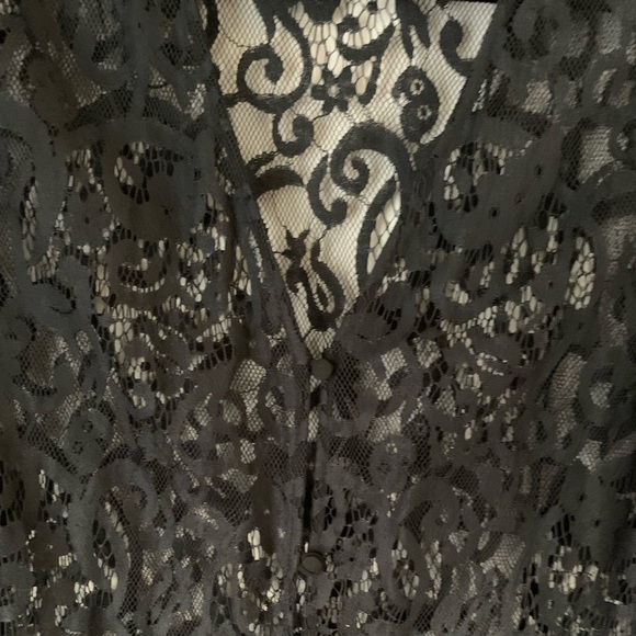 Black cover up - Picture 3 of 3